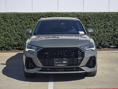 2024 Audi Q3 Premium 45 TFSI S line quattro Tiptronic