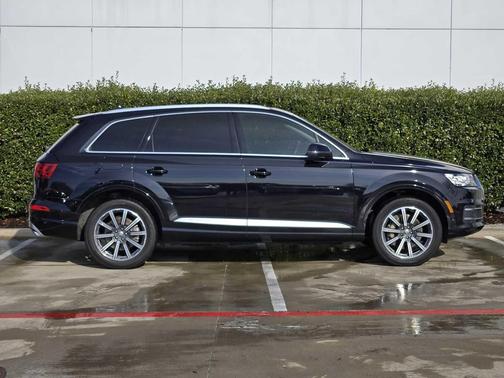 2019 Audi Q7 45 Premium Plus