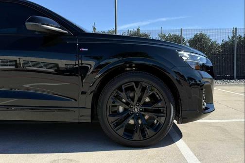 2026 Audi Q8 55 Premium Plus