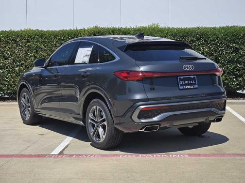 2025 Audi Q5 Sportback Prestige