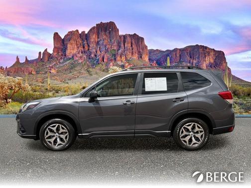Magnetite Gray Metallic 2022 Subaru Forester Premium