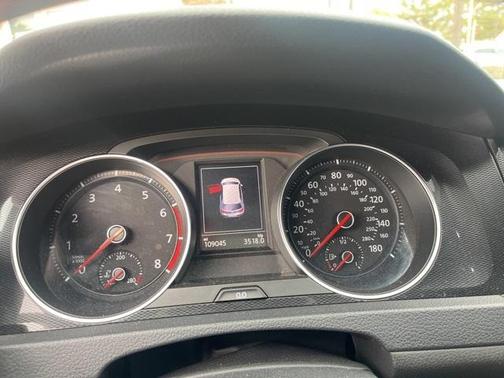 2016 Volkswagen Golf GTI 2.0T S 2-Door