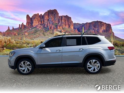 Pyrite Silver Metallic 2021 Volkswagen Atlas 3.6 V6 SE w/ Technology
