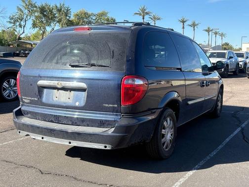 2006 Chrysler Town & Country Touring