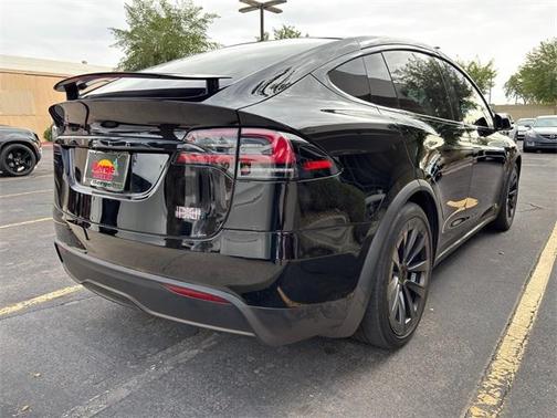 2024 Tesla Model X Plaid