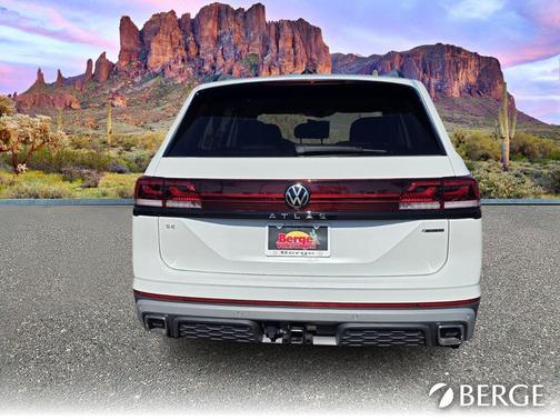 Opal White 2026 Volkswagen Atlas 2.0T Peak Edition