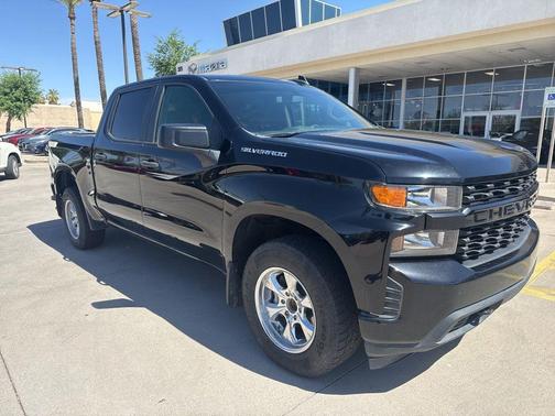 Black 2020 Chevrolet Silverado 1500 Custom