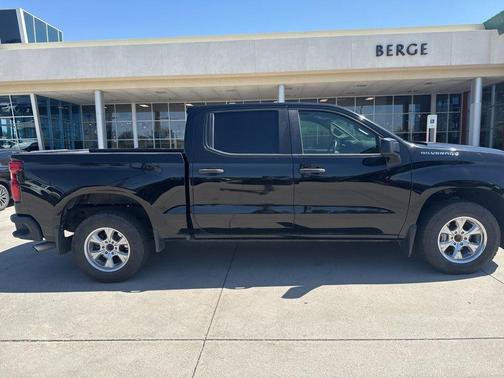 Black 2020 Chevrolet Silverado 1500 Custom