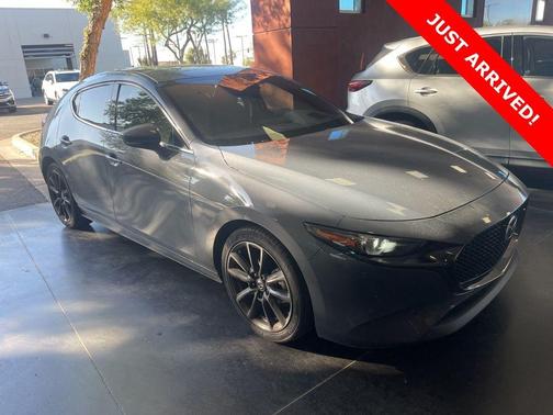 2022 Mazda Mazda3 FWD w/Premium Package