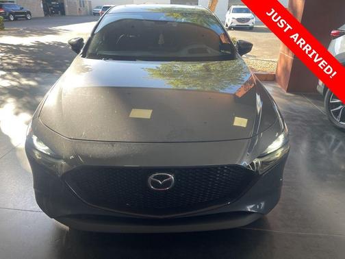 2022 Mazda Mazda3 FWD w/Premium Package