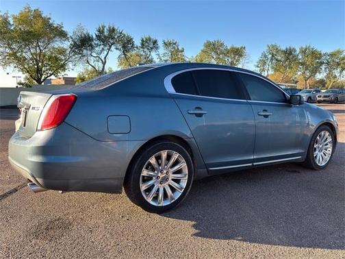 2010 Lincoln MKS Base