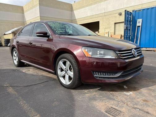 2013 Volkswagen Passat 2.5 SE