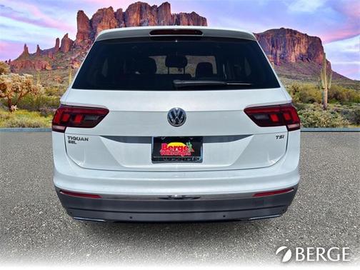 2018 Volkswagen Tiguan 2.0T SEL Premium