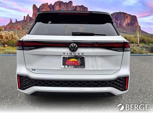 2026 Volkswagen Tiguan 2.0T SE R-Line Black