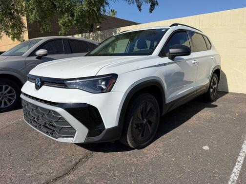 Pure White 2025 Volkswagen Taos 1.5T S