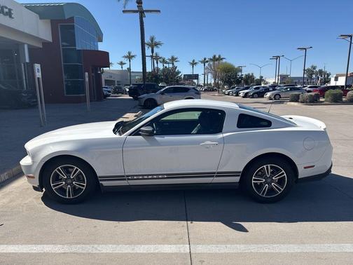 2011 Ford Mustang V6 Premium