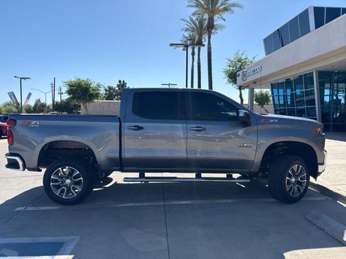 Steel Metallic 2020 Chevrolet Silverado 1500 LT