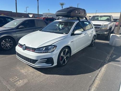 2018 Volkswagen Golf GTI 2.0T S 4-Door