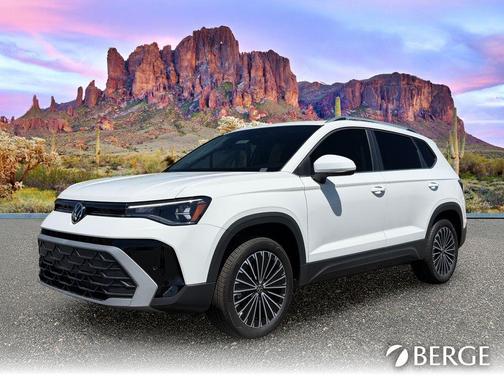 Pure White 2026 Volkswagen Taos 1.5T SE