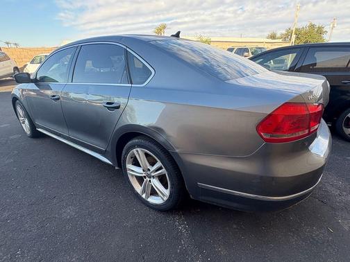 2013 Volkswagen Passat 2.0 TDI SEL Premium