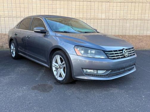 2013 Volkswagen Passat 2.0 TDI SEL Premium