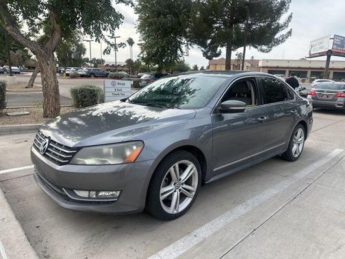 2013 Volkswagen Passat 2.0 TDI SEL Premium