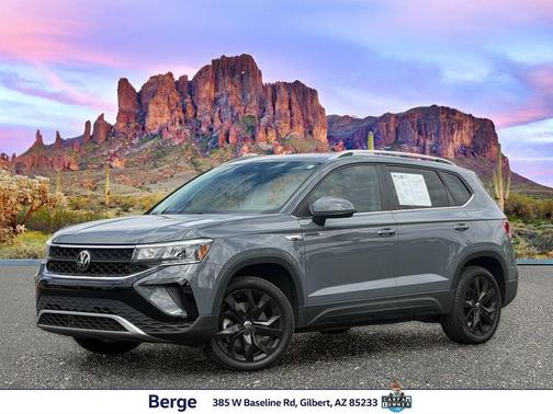 Pure Gray 2022 Volkswagen Taos 1.5T SE