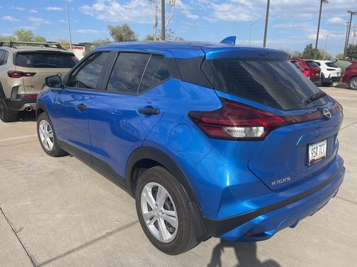 2024 Nissan Kicks S