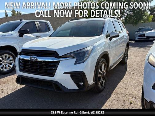 Crystal White Pearl 2023 Subaru Ascent Limited 7-Passenger
