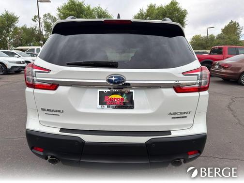 Crystal White Pearl 2023 Subaru Ascent Limited 7-Passenger