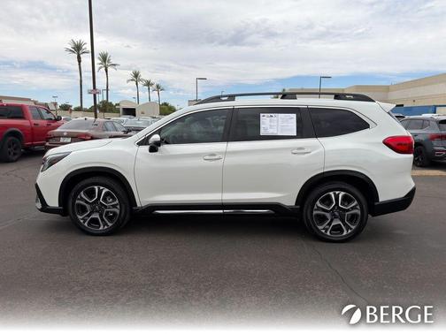 Crystal White Pearl 2023 Subaru Ascent Limited 7-Passenger