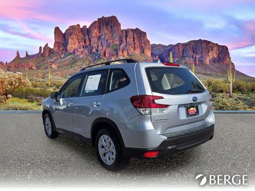 Ice Silver Metallic 2021 Subaru Forester