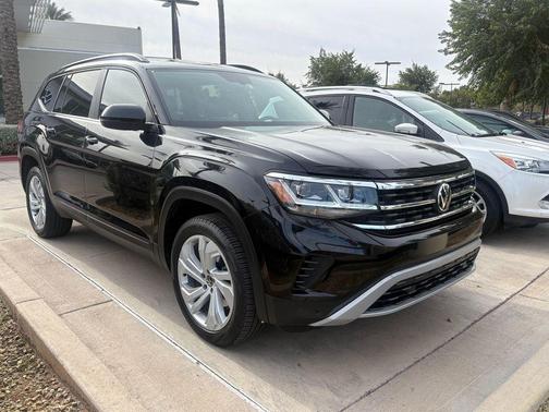2023 Volkswagen Atlas 3.6L SE w/Technology
