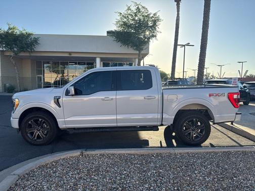 White Metallic 2022 Ford F-150 Lariat