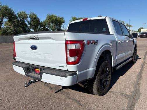 White Metallic 2022 Ford F-150 Lariat