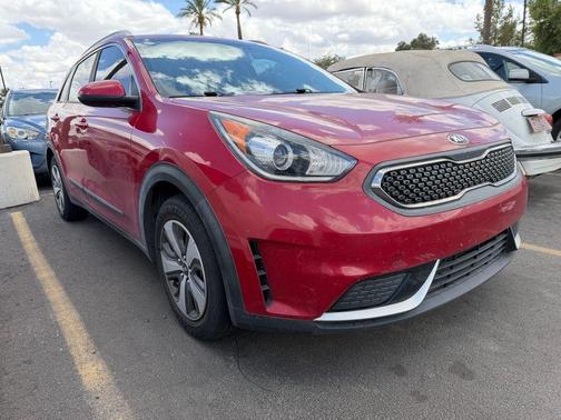 Crimson Red 2018 Kia Niro LX