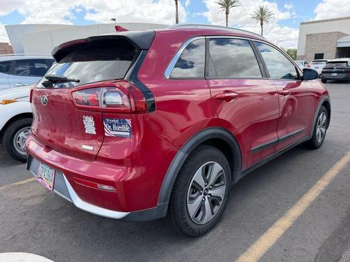 Crimson Red 2018 Kia Niro LX