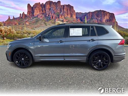 2020 Volkswagen Tiguan 2.0T SE R-Line Black