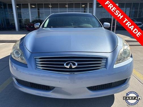 2010 INFINITI G37 