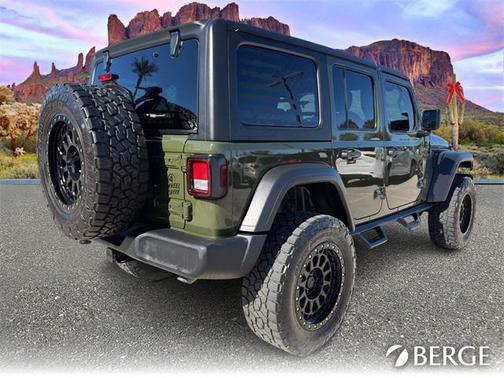 2022 Jeep Wrangler Unlimited Sport
