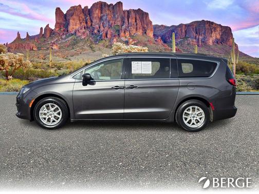 2021 Chrysler Voyager LXI