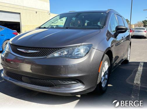 2021 Chrysler Voyager LXI