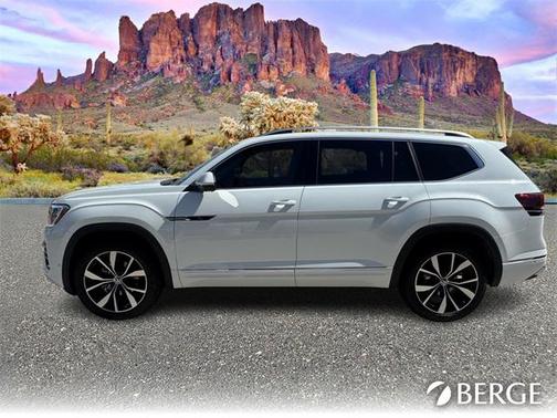 2025 Volkswagen Atlas 2.0T SEL Premium R-Line