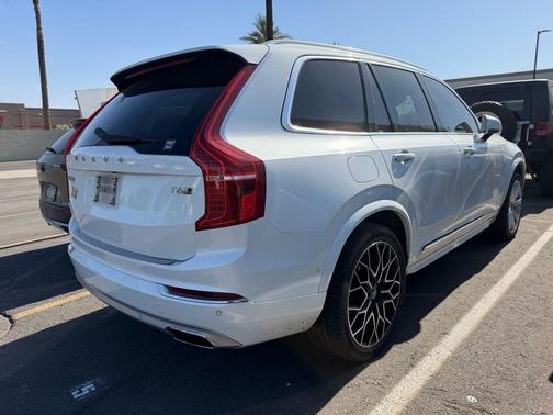 Crystal White 2018 Volvo XC90 T6 Inscription