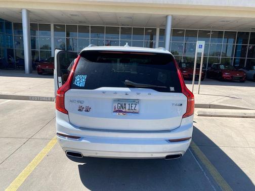 Crystal White 2018 Volvo XC90 T6 Inscription