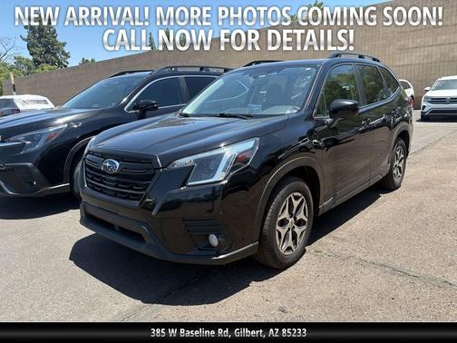 Crystal Black Silica 2023 Subaru Forester Premium