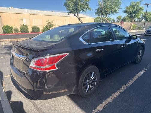 Super Black 2015 Nissan Altima 2.5 S