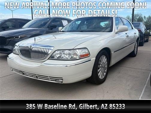 2004 Lincoln Town Car Ultimate