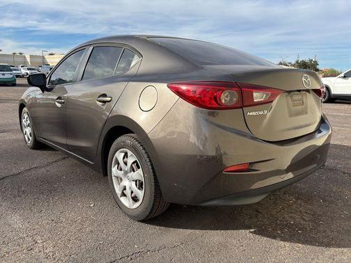 2016 Mazda Mazda3 i Sport