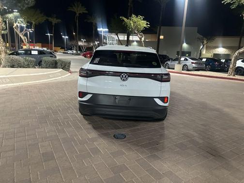 2023 Volkswagen ID.4 Pro